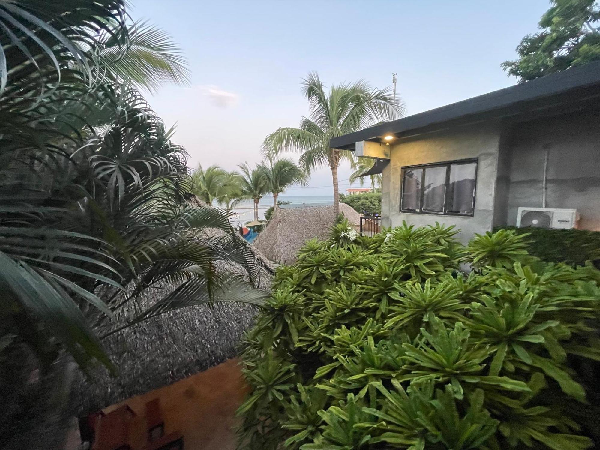 San Carlos Surf Resort & Eco Lodge מראה חיצוני תמונה