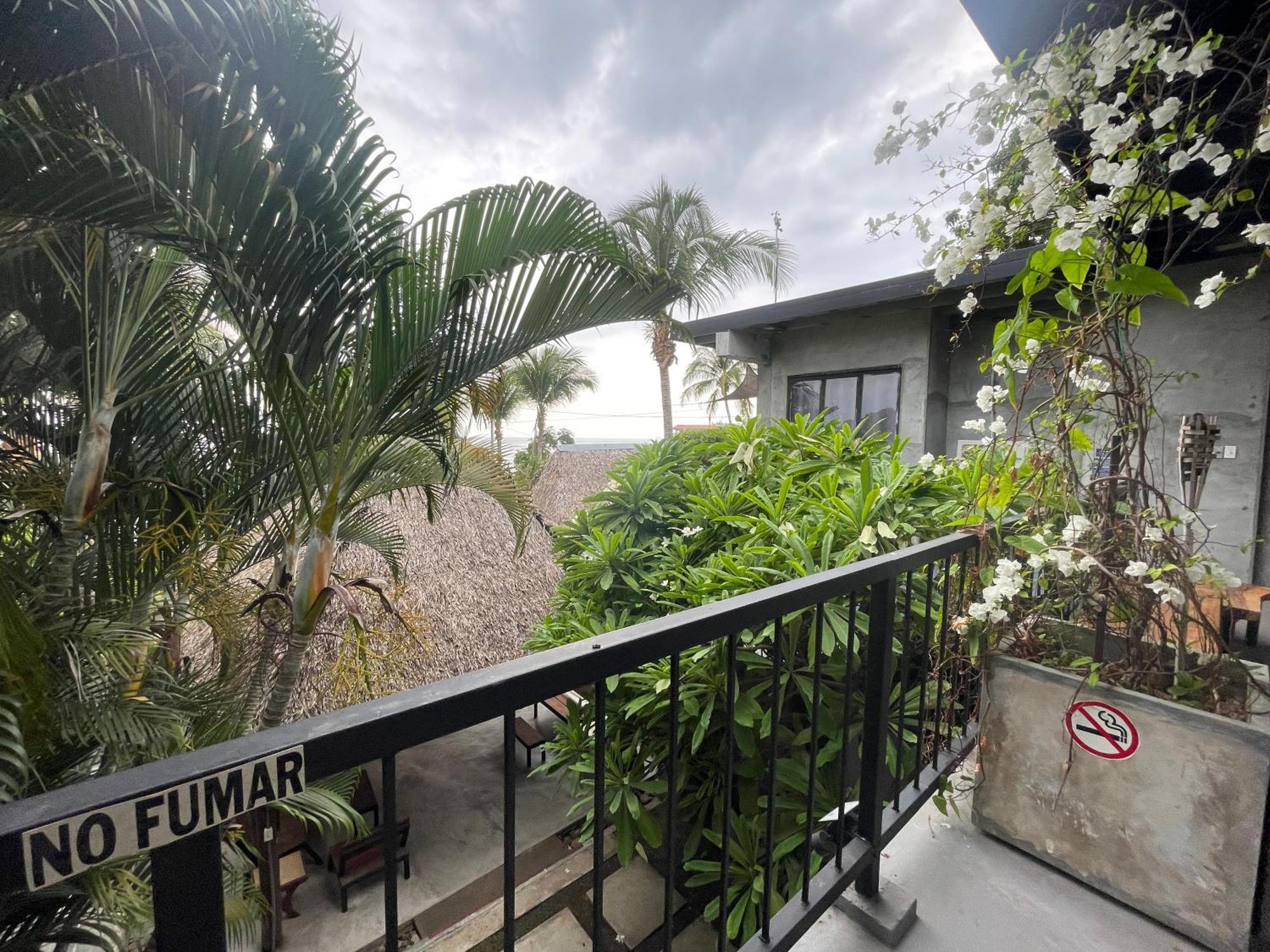 San Carlos Surf Resort & Eco Lodge מראה חיצוני תמונה